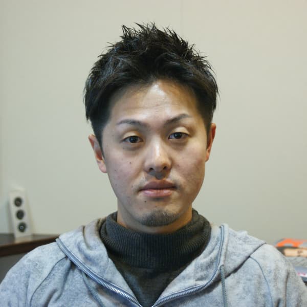 ツーブロックスタイル　シャープな刈上げタイプ|Hair Lounge YU・9