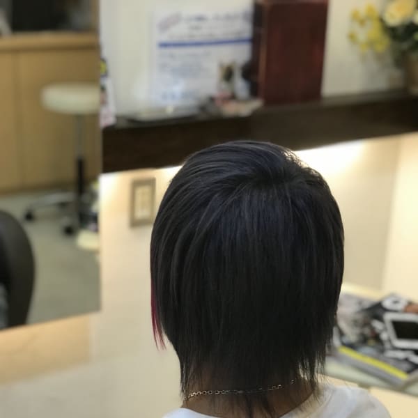 ワンポイントレッドカラー