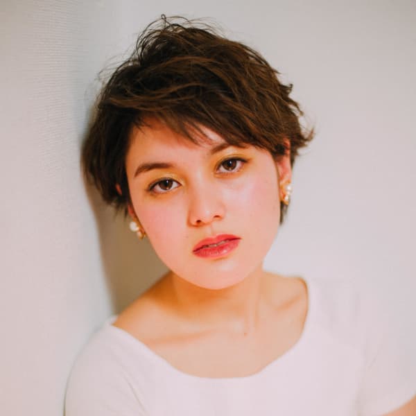 ニュアンス感たっぷりなショートパーマ