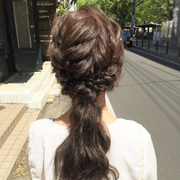 編み込みローポニー