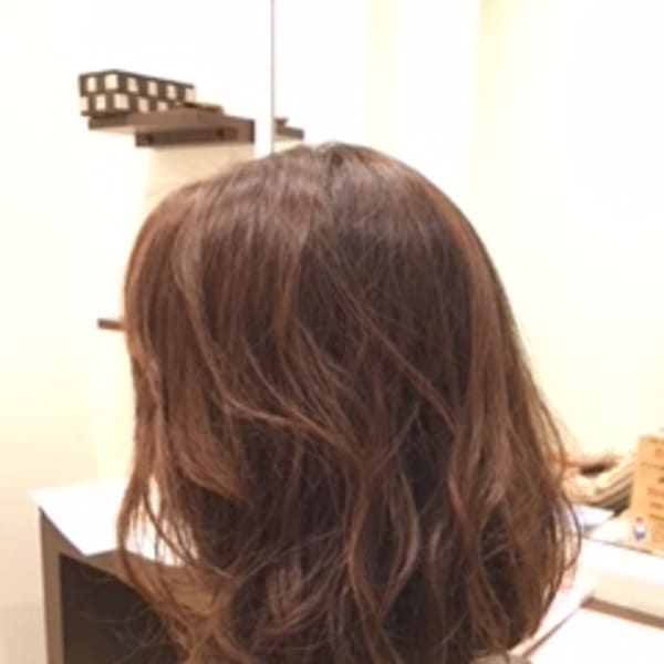 ☆ミディアムボブにヌケ感を+(プラス)☆ニュアンスパーマ☆