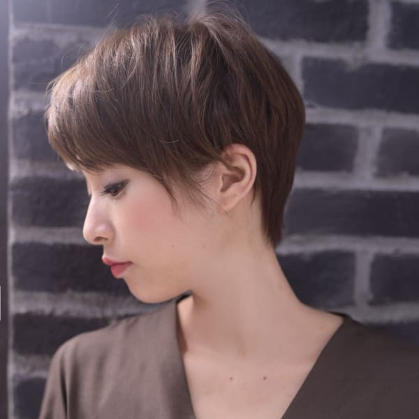 耳かけショート　by鬼頭