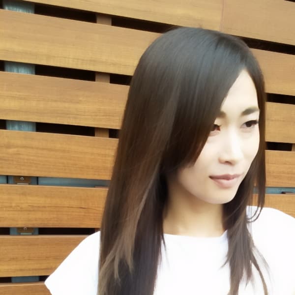 ナチュラルストレート|hair and make LuciA mob
