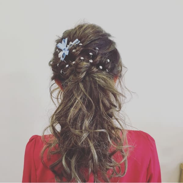 ポニーテールアレンジ