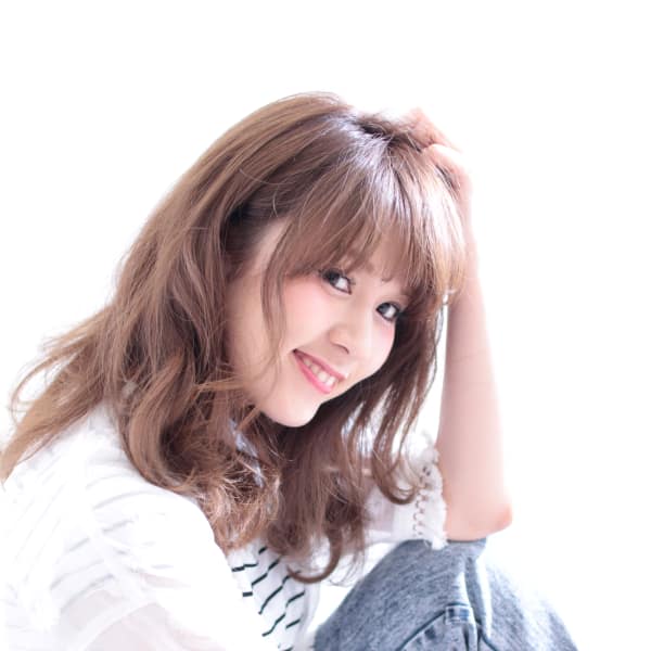 ふんわりカールスタイル