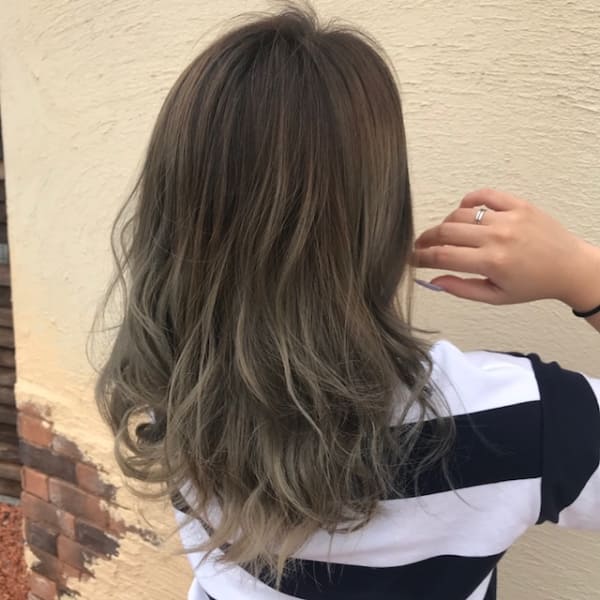 外国人風☆バレイヤージュカラー