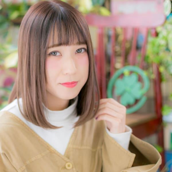 透明感☆前下がりツヤストレート