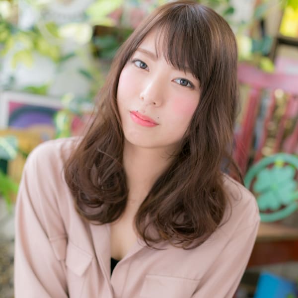 大人かわいい♪くせ毛風カールセミディ