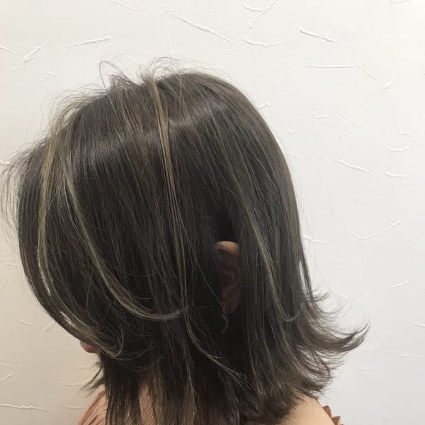 ダメージ補修トリートメント配合カラー