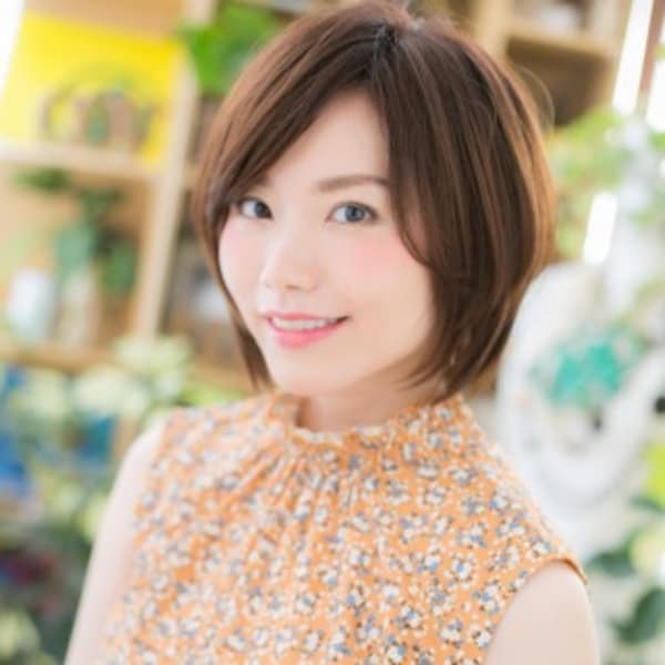 斜めバングで美人顔♪好感大人ボブ