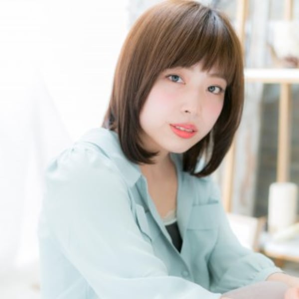 前下がりの小顔シルキーストレート