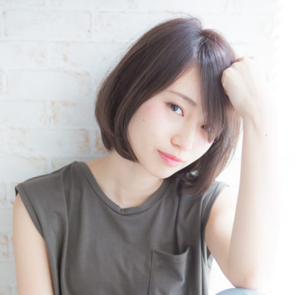 フェアリーな小顔バランスひし形ショートボブ