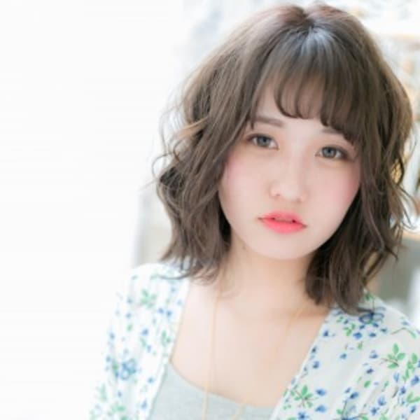 くせ毛風ふわふわ愛されミディアム