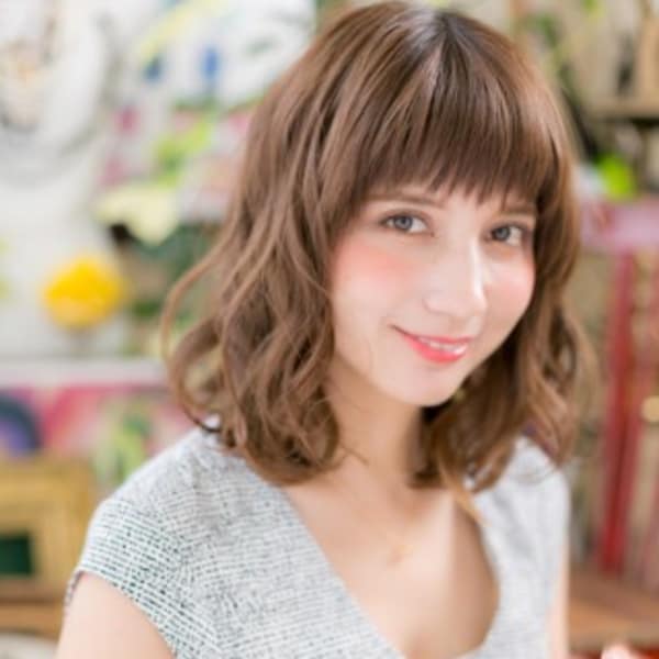 くせ毛風リラクシーウェーブ小顔ロブ