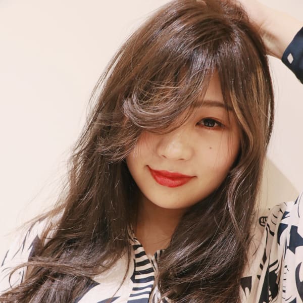 グレージュ×バレイヤージュ|LAMP HAIR