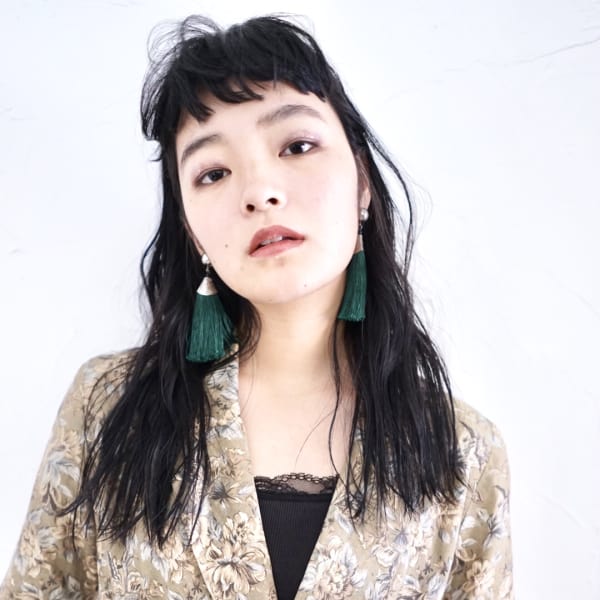 ショートバング×ゆるめウェーブ