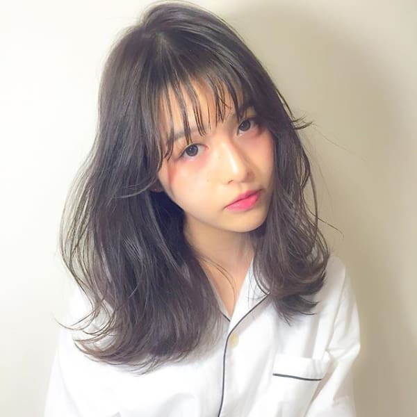 暗そうに見えて明るいグレージュ☆