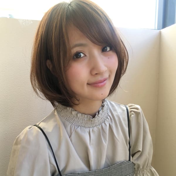小顔ひし形シルエットボブ