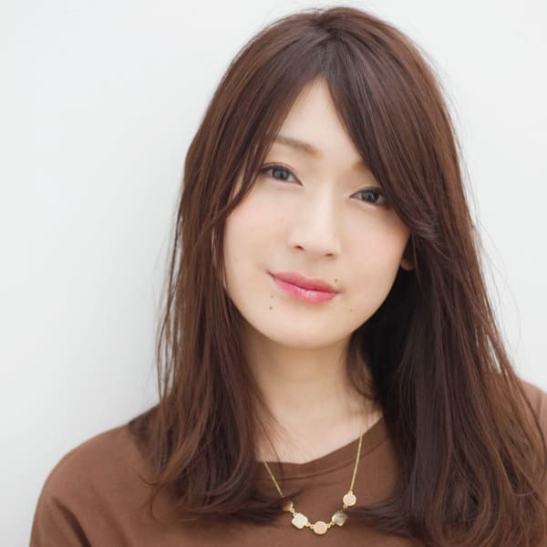 【添田】オフィスでも◎小顔な前髪似合わせカットフェザーロング