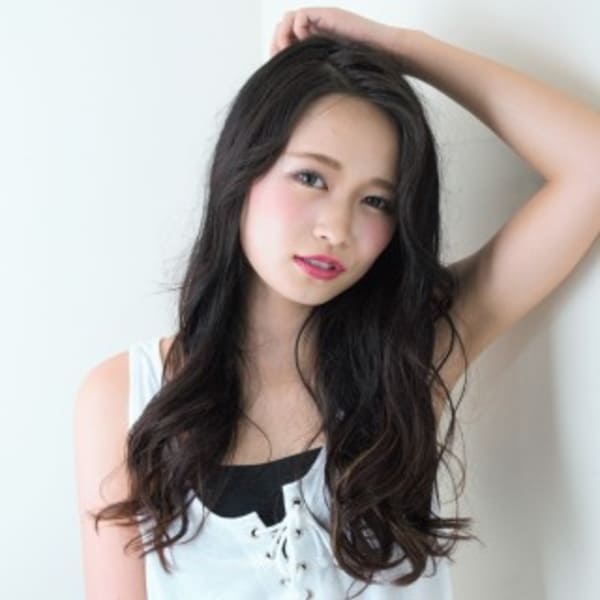 黒髪インナーカラー