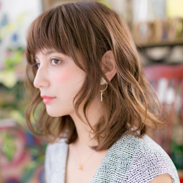 くせ毛風リラクシーウェーブ小顔ロブ