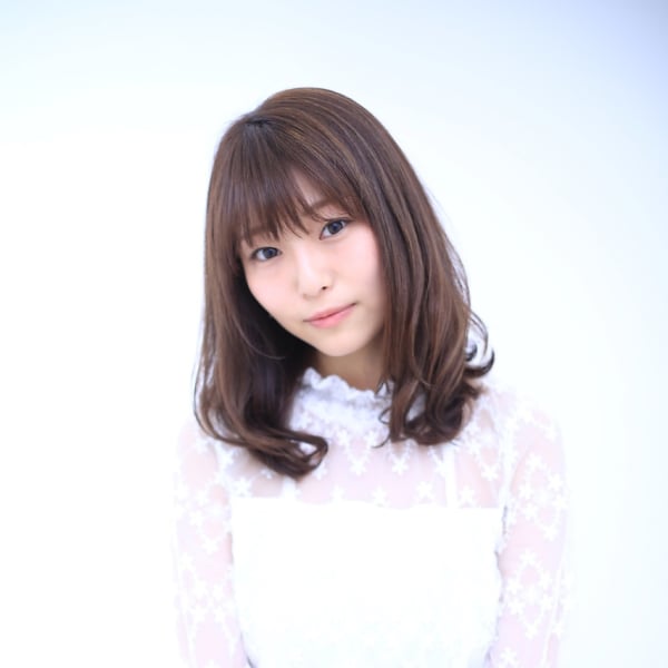 アッシュベージュカラー