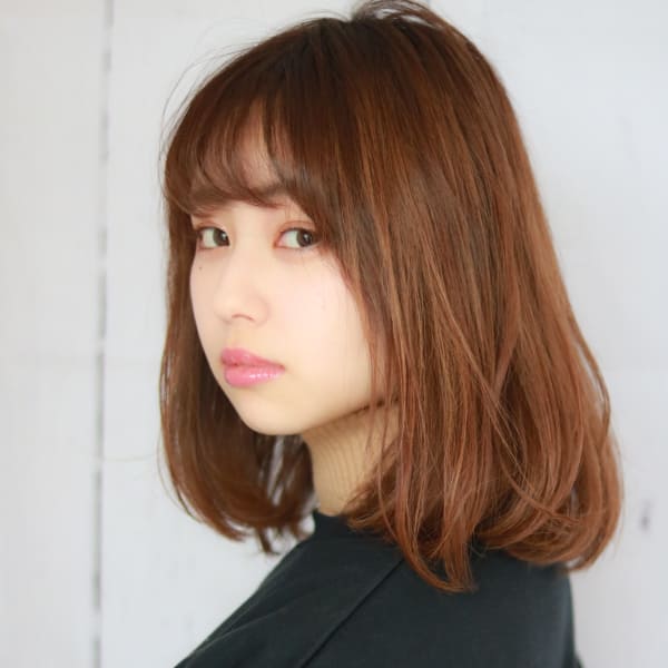 大人可愛いナチュラルワンカールボブ