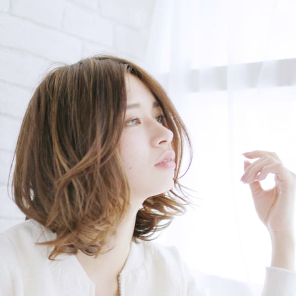 オススメ順 40代 レイヤー ミディアムの髪型 ヘアスタイル 楽天ビューティ