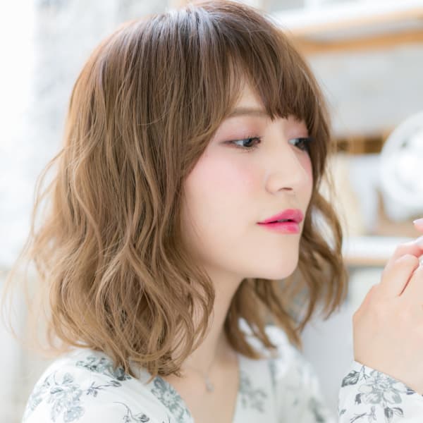 くせ毛風シフォンカールでふんわり感MAX