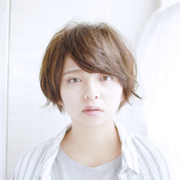 20代・30代・40代　ニュアンスショート