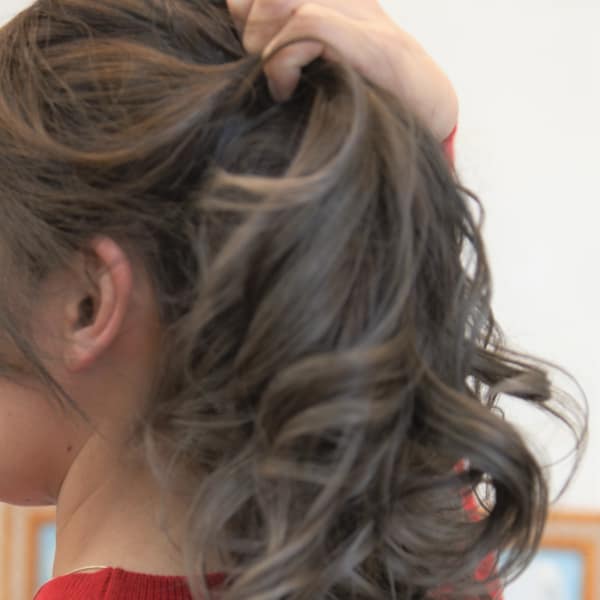 プラチナ系グラデーションミディアム|Jona