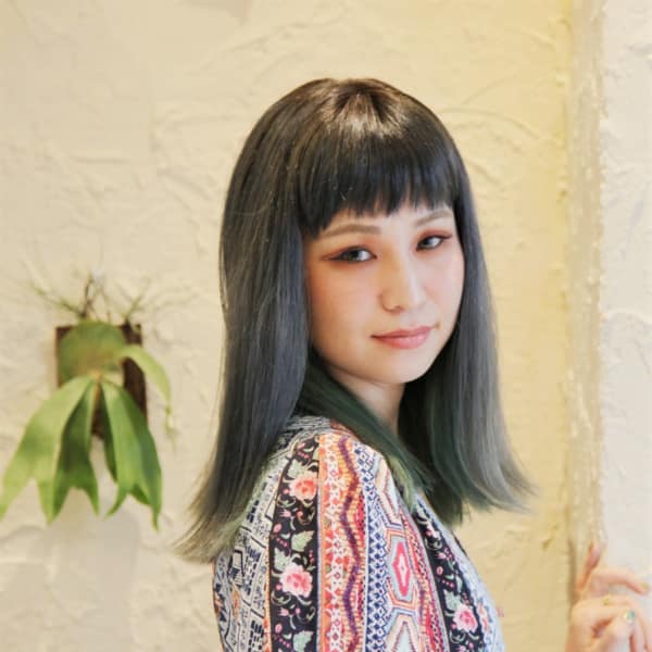透け感グレーパール&ライムgreen&アジアンガール|LAMP HAIR