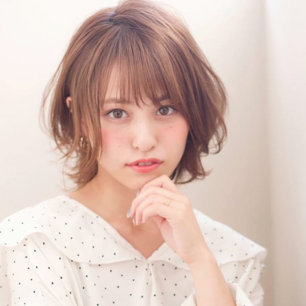 【添田】ひし形シルエット大人の小顔ボブ斜めバング グレージュ