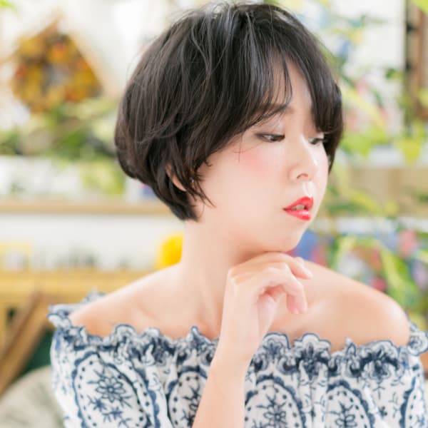 オススメ順 40代 ナチュラル レイヤー ショートの髪型 ヘアスタイル 楽天ビューティ