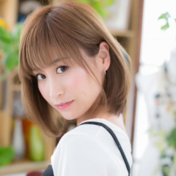 小悪魔系♪外国人風ハイトーン×前下がりボブ