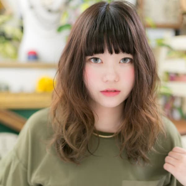 くせ毛風揺れるモテミディ♪×重め前髪