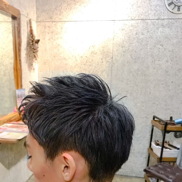 硬毛の方でも可能ネイビーショートスタイル|kuraku 羽根木店