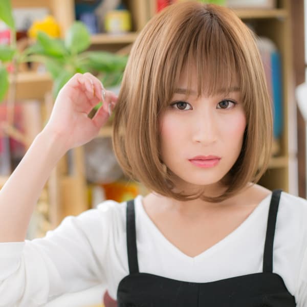 小悪魔系♪外国人風ハイトーン×前下がりボブ