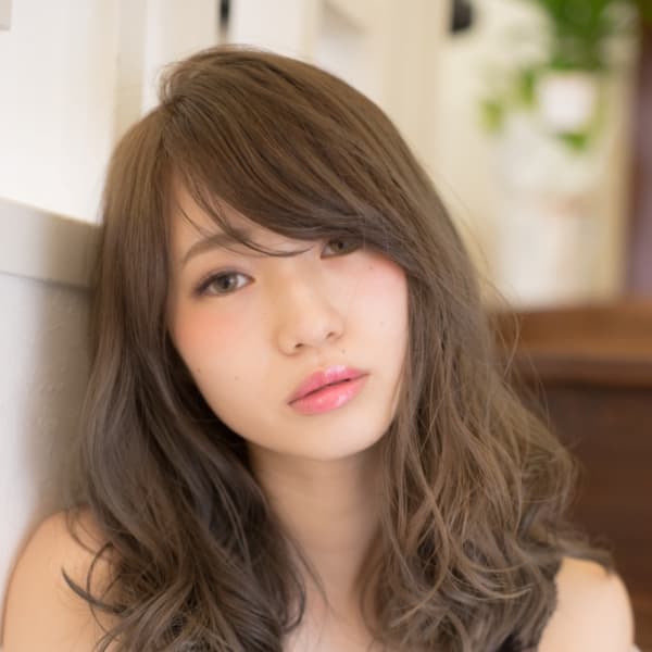 +ハイライトで可愛げセクシーなふわふわロング♪|MAI BEAUTY membership salon
