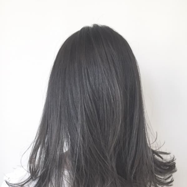 透けるようなグレージュ|SIKI