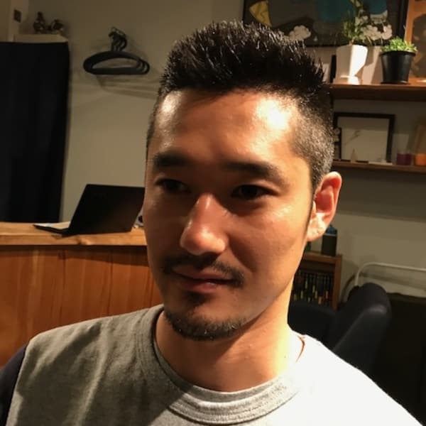 綺麗に刈り上げてトップとつなげたスタイル