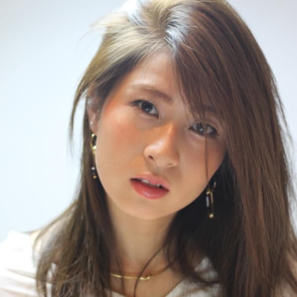 ラフできめすぎないナチュラルストレート