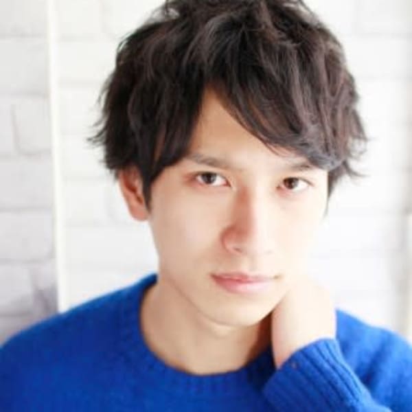 動きのあるメンズパーマスタイル