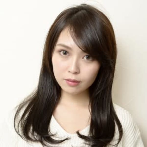 小顔ワンカール愛されシースルーバングスタイル