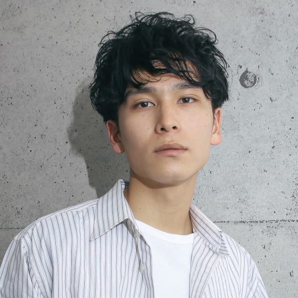 【anmani】黒髪アンニュイカール