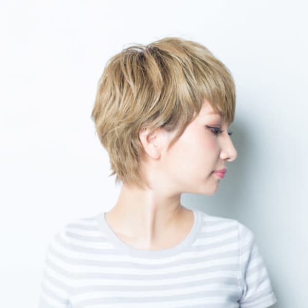 大人可愛い☆耳かけ斜めバングショート