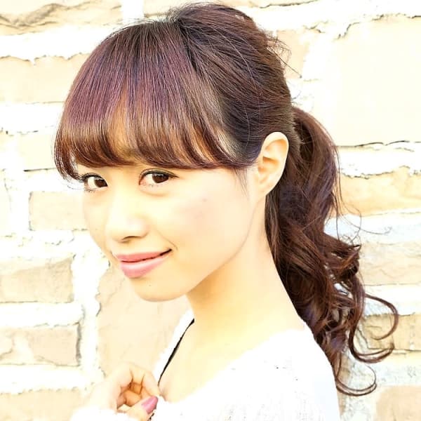 定番人気のポニーテールスタイル