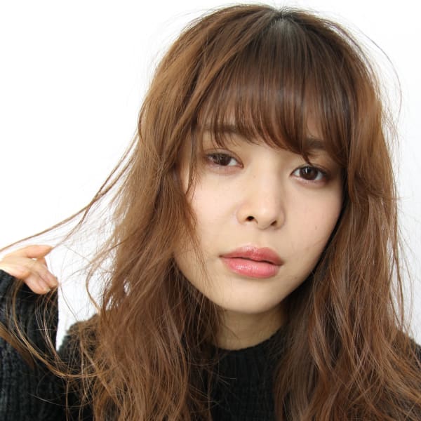 抜け感のある大人ルーズパーマ 