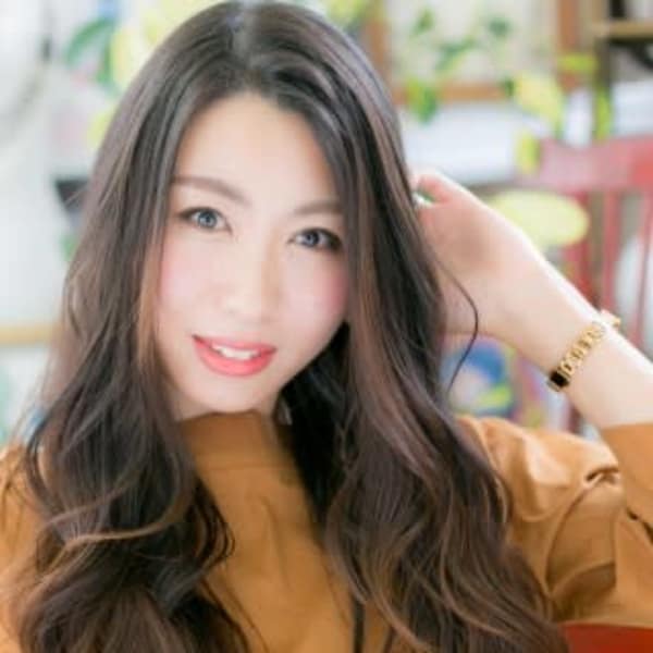 かきあげバングが◎アシンメトリーロング