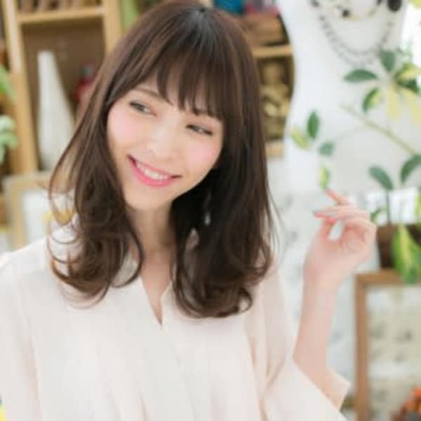 オススメ順 レイヤー セミロングの髪型 ヘアスタイル 楽天ビューティ オススメ順 レイヤー セミロングの髪型 ヘアスタイル 楽天ビューティ
